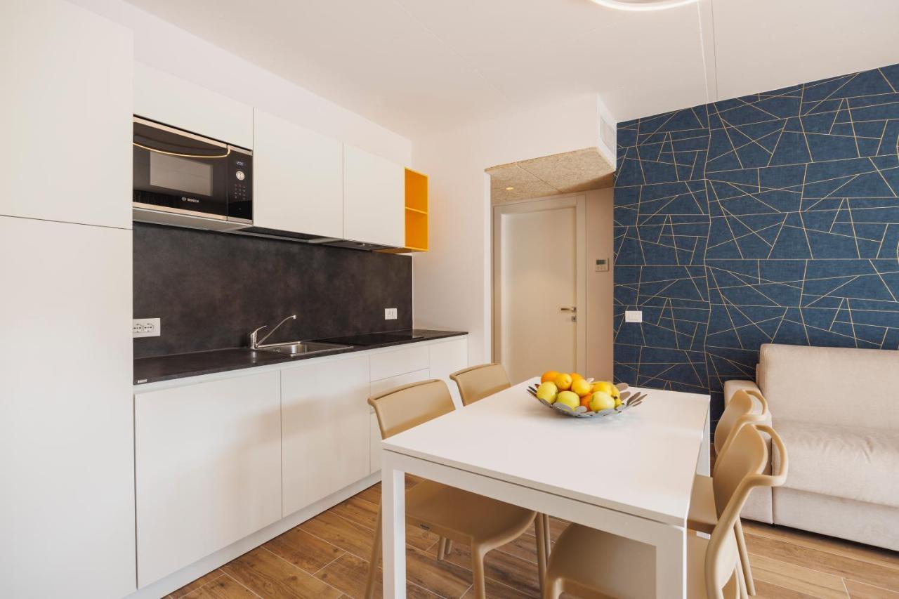 Lake Side Suites Рива-дель-Гарда Экстерьер фото