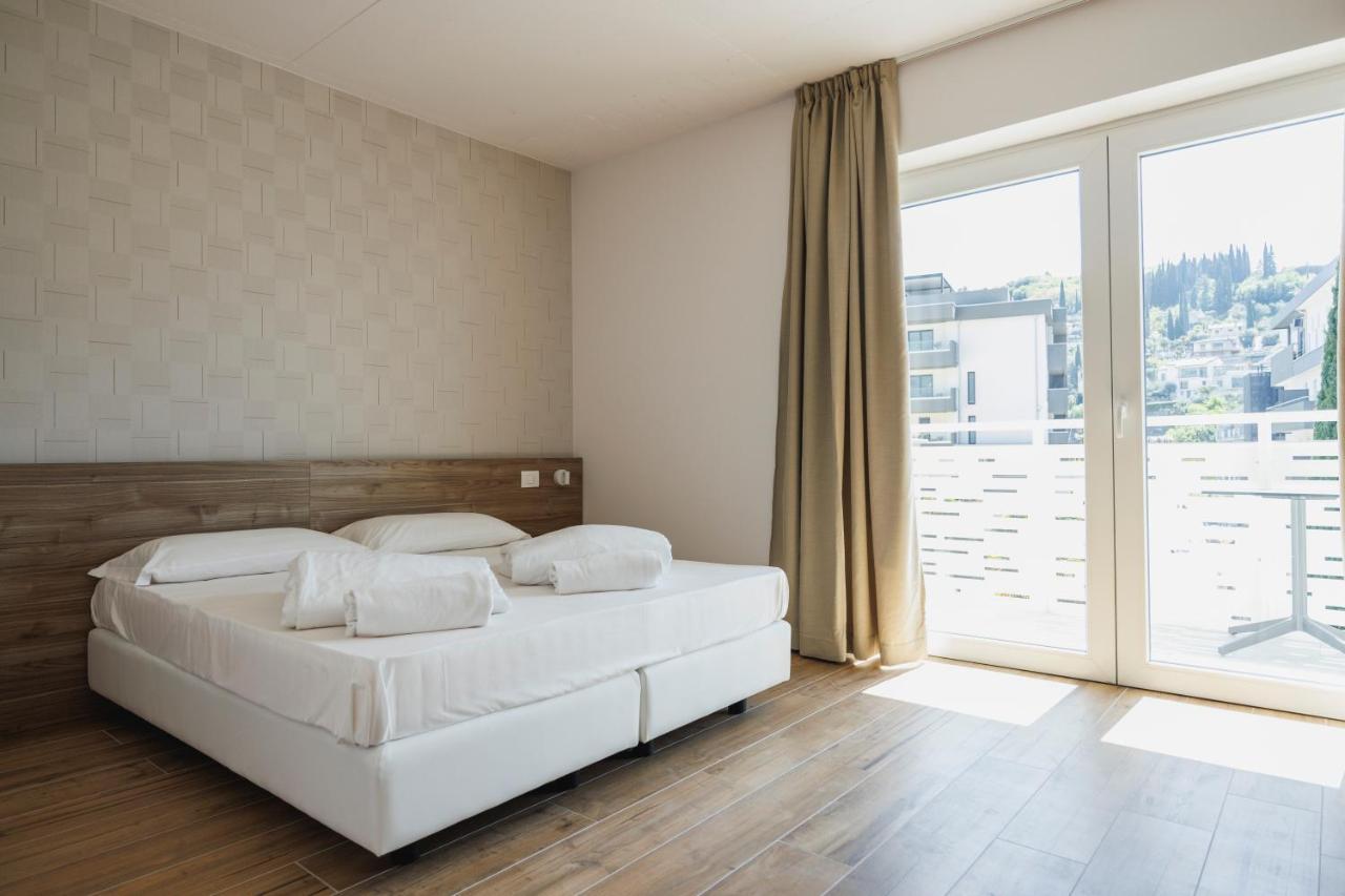 Lake Side Suites Рива-дель-Гарда Экстерьер фото