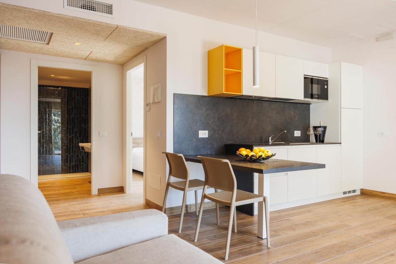 Lake Side Suites Рива-дель-Гарда Экстерьер фото